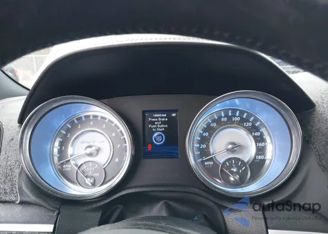 2012 Chrysler 300 Srt8 z USA, uszkodzony, nr VIN 2C3CCAFJ5CH801294